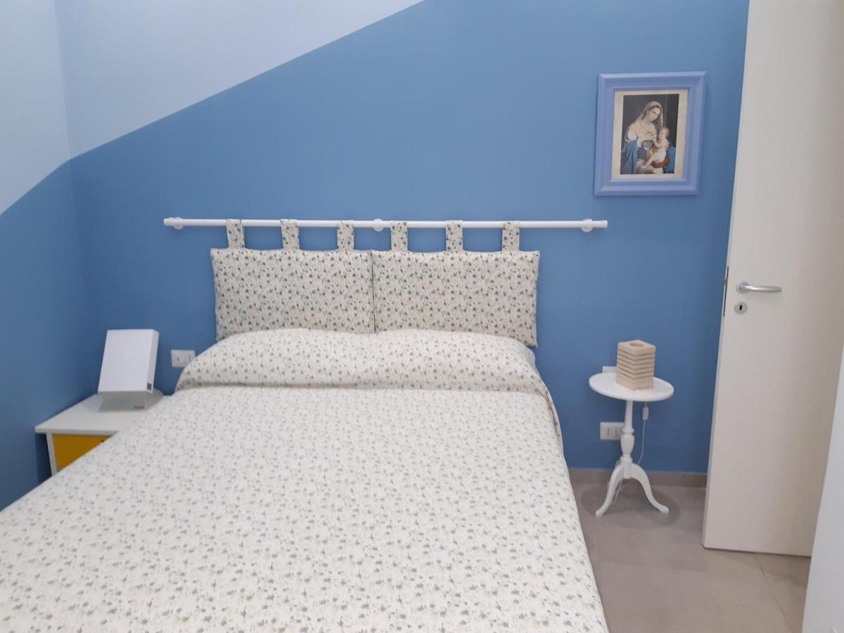 Casa Vacanze Rosa Aci Trezza Luaran gambar