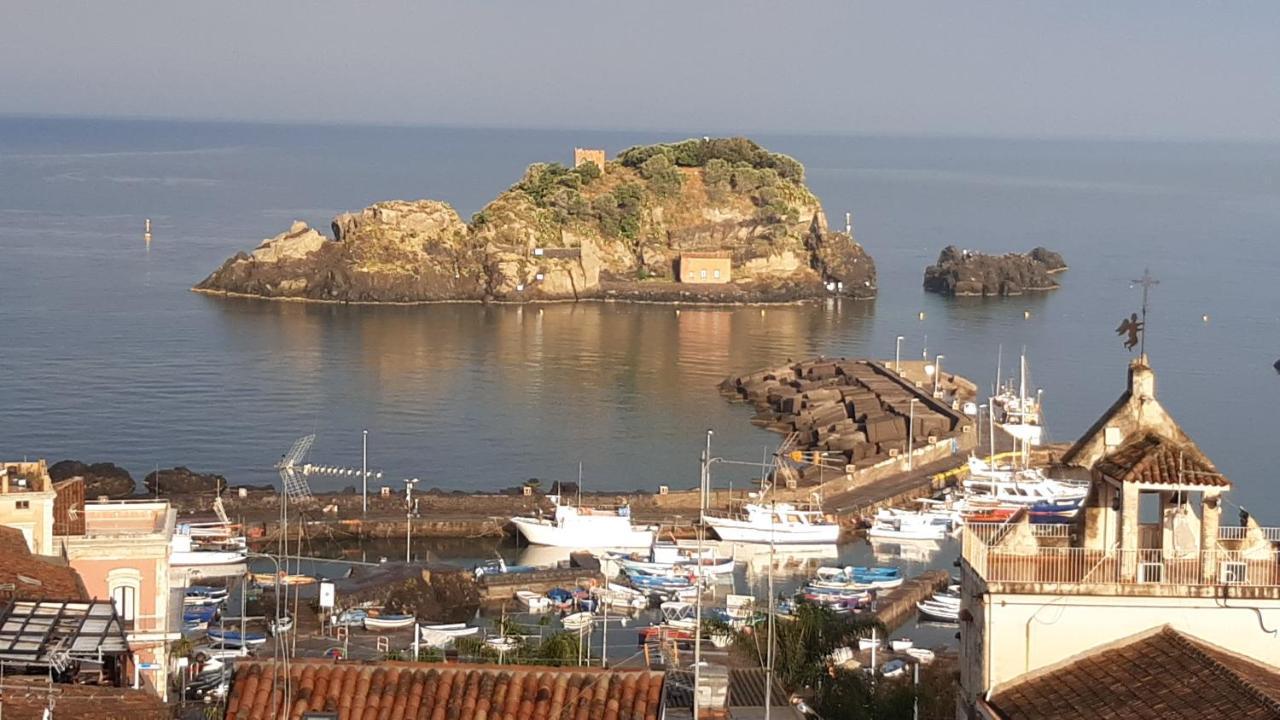 Casa Vacanze Rosa Aci Trezza Luaran gambar
