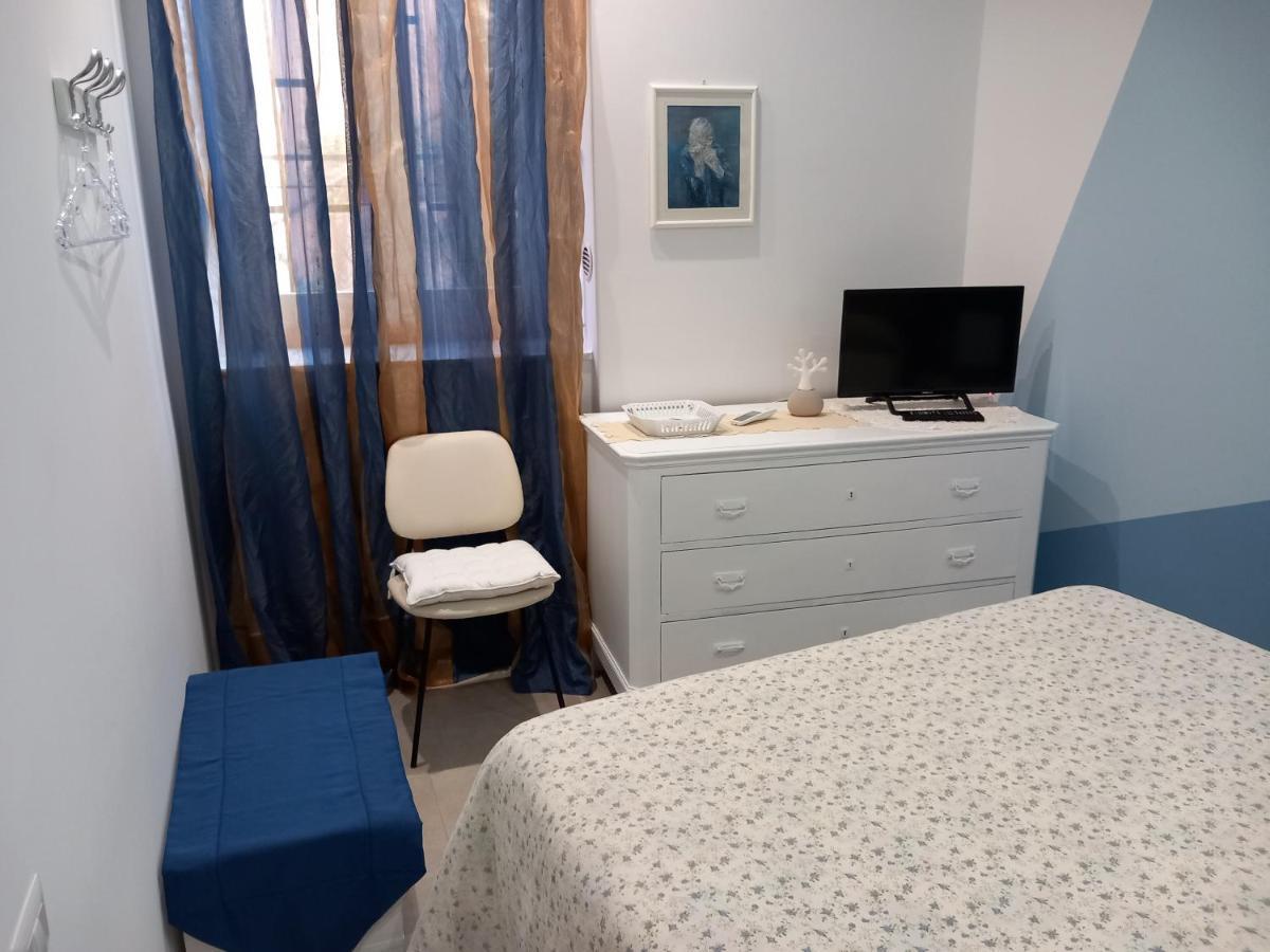 Casa Vacanze Rosa Aci Trezza Luaran gambar